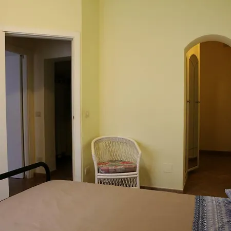 Casa Di Fiorella チヴィタノーヴァ・マルケ
